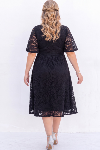 Plus Size Black Lace A Line V Neck Midi Dress