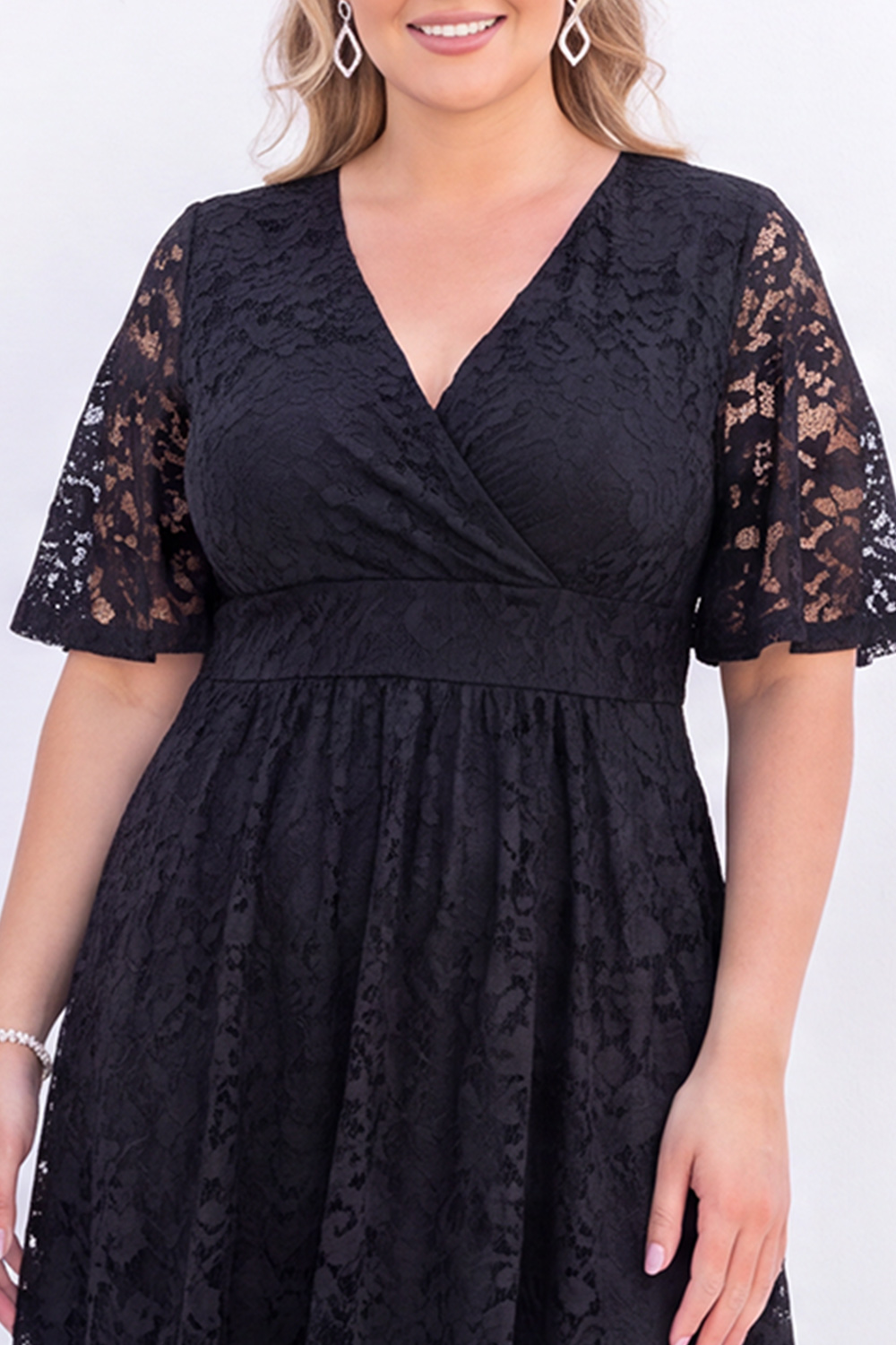 Plus Size Black Lace A Line V Neck Midi Dress