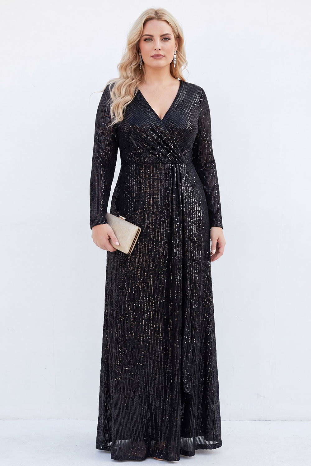 Sparkly Black V-Neck Sequins Plus Size Long Mother of the Bride Dress with Long Sleeves 