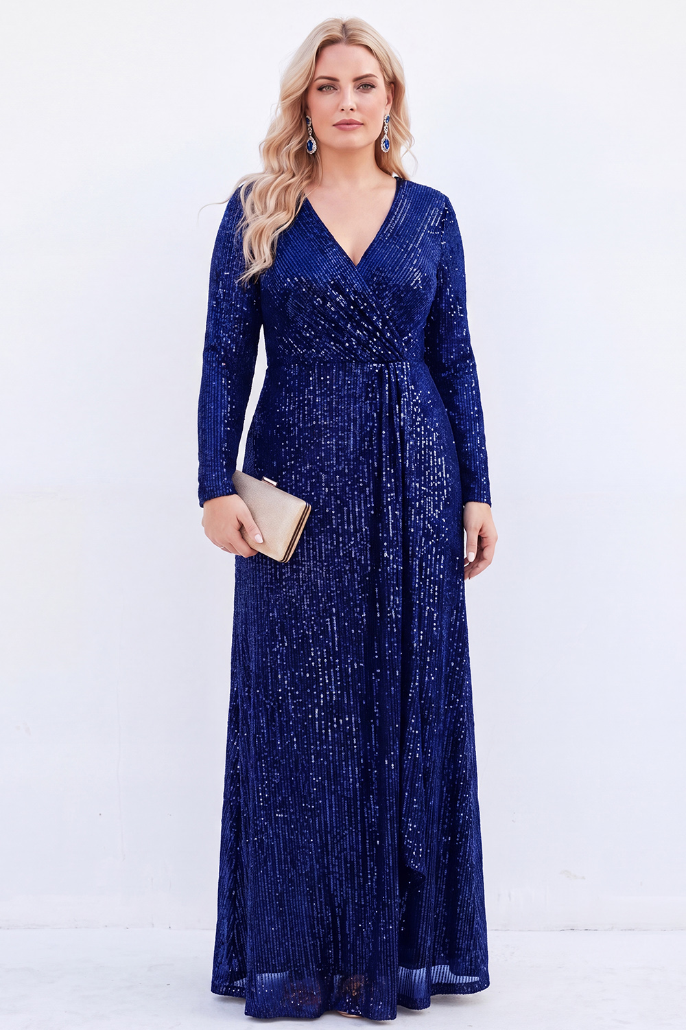 Sparkly Black V-Neck Sequins Plus Size Long Mother of the Bride Dress with Long Sleeves 