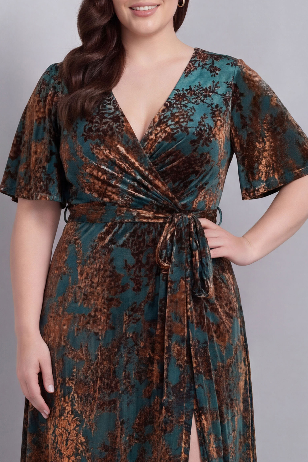 Dark Green A-Line Burnout Velvet V-Neck Short Sleeves Long Mother Of Bride Dress with Slit