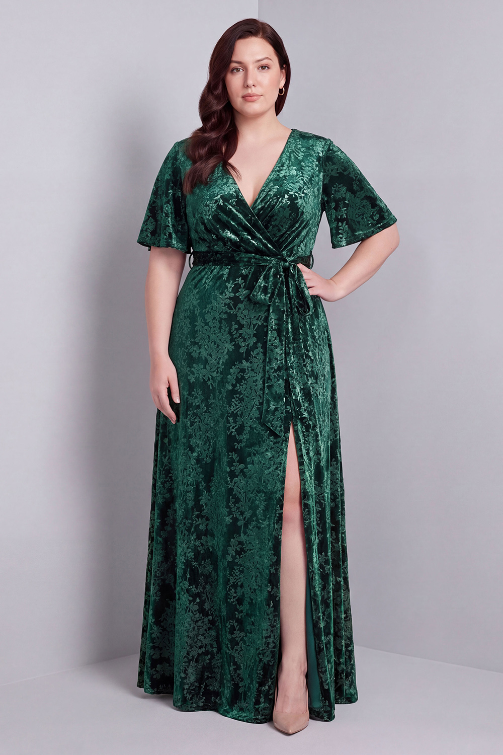 Dark Green A-Line Burnout Velvet V-Neck Short Sleeves Long Mother Of Bride Dress with Slit