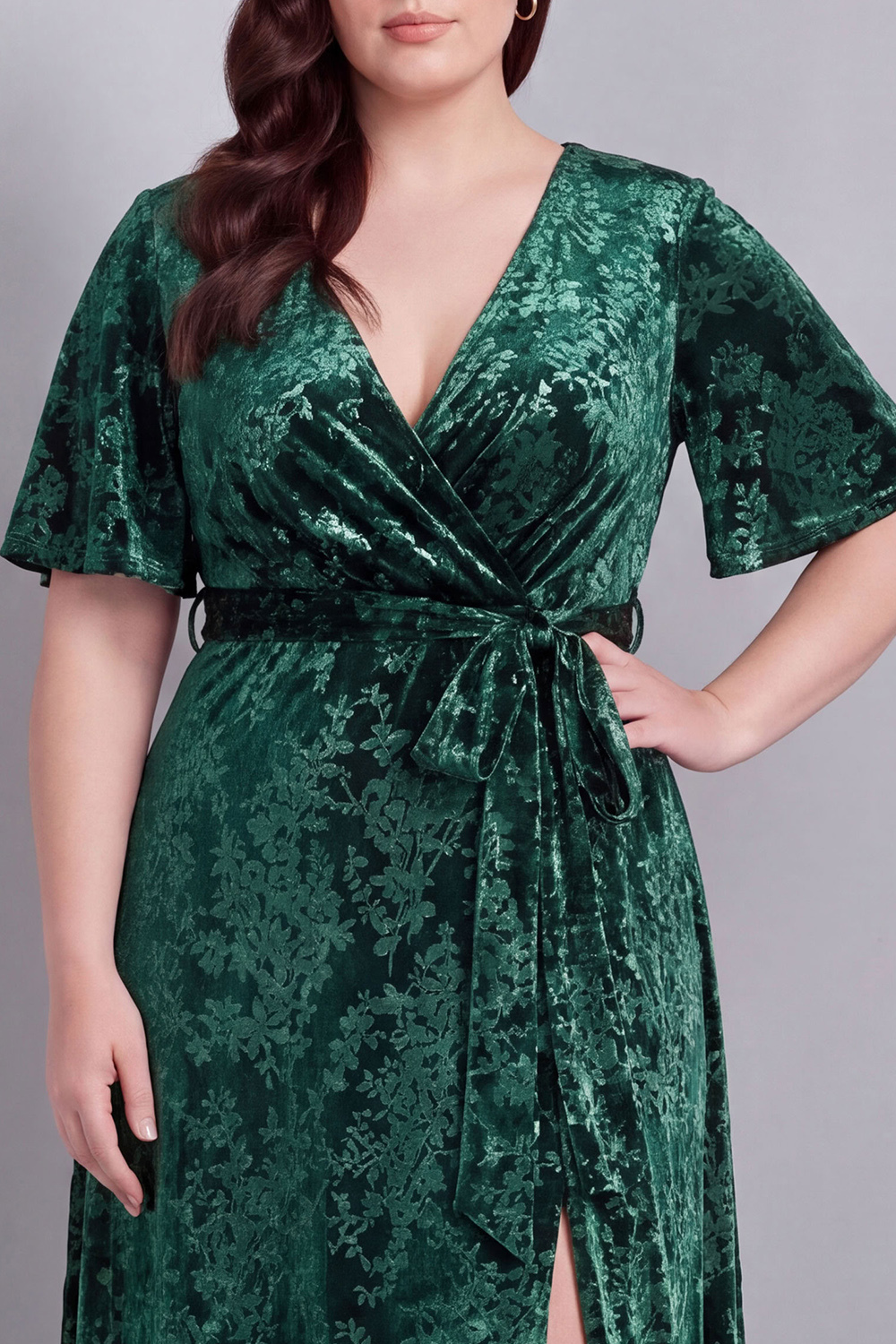 Dark Green A-Line Burnout Velvet V-Neck Short Sleeves Long Mother Of Bride Dress with Slit