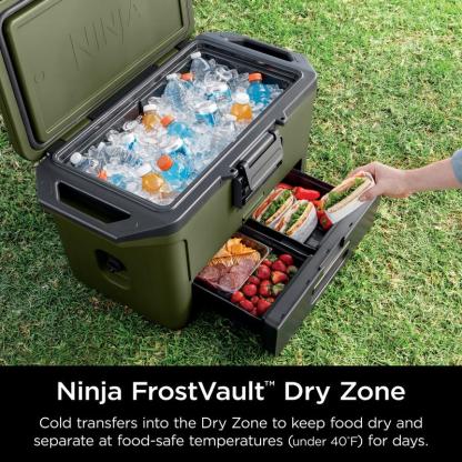 Hielera rígida FrostVault de 50 qt con zona seca fría - FB151