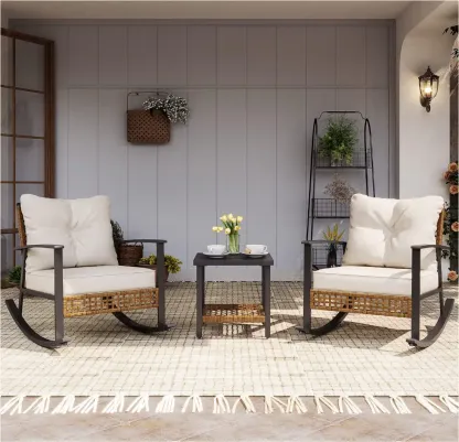 Set de 3 Muebles de Jardín Tipo Mecedora con Cojines Gruesos y Mesa de Café de 2 Niveles, Conjunto de Ratán para Exterior, Ideal para Patio, Jardín y Balcón (Beige)