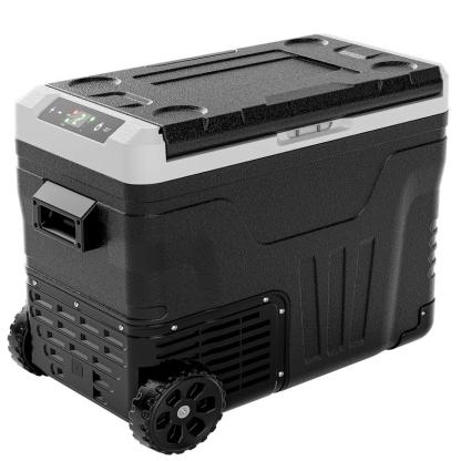 Este refrigerador de 12 V (53 cuartos / 50 L) admite alimentación de 12 V/24 V CC y 110-240 V CA. Portátil y con un rango de temperatura de -4 °F a 68 °F, cuenta con ruedas, dos cestas y una amplia zona de refrigeración. Ideal para vehículos recreativos (