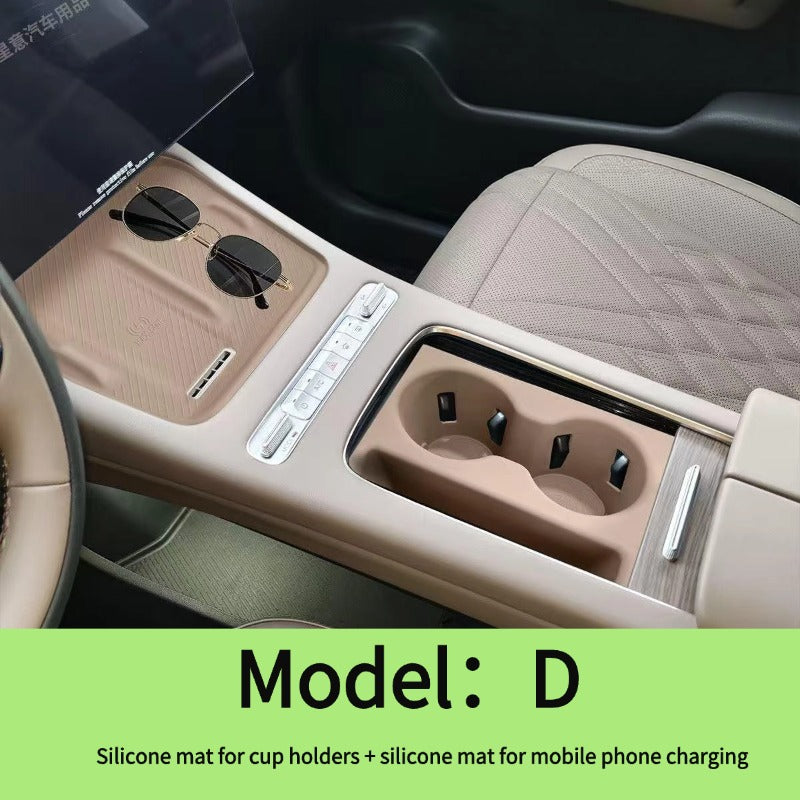 Car cup holder & mobile phone charging pad compatible with the Omoda C7-Let us help you explore your 4x4 with us Noxfun