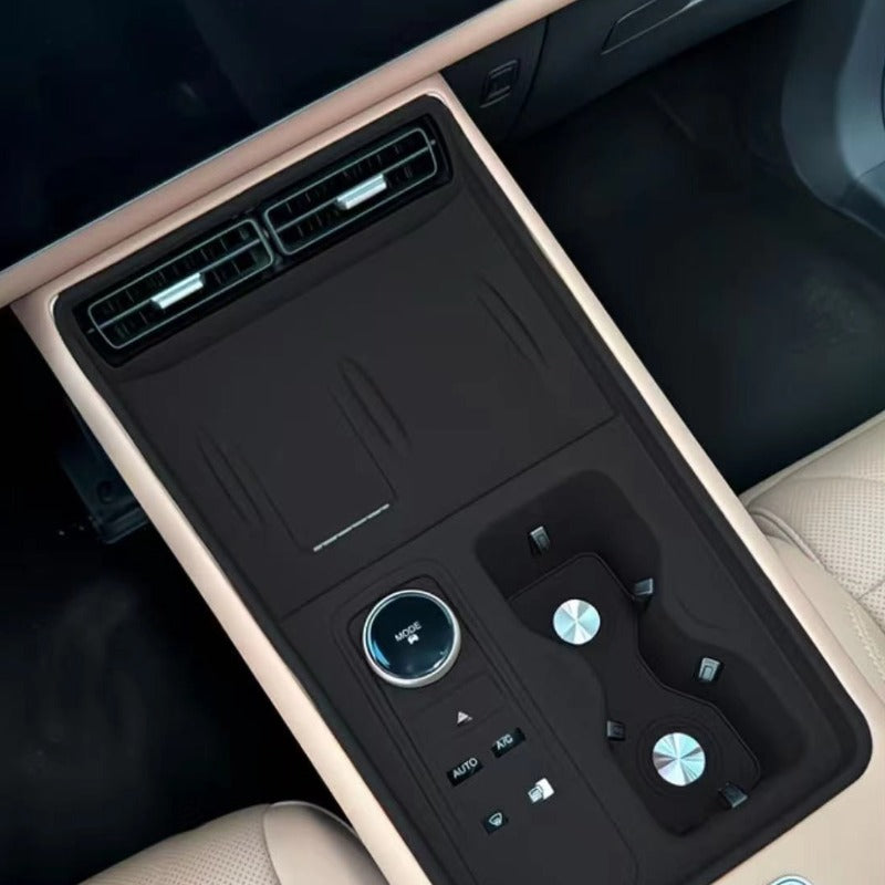 Silicone Center Console Mat for Chery FuLwin T9-Let us help you explore your 4x4 with us Noxfun