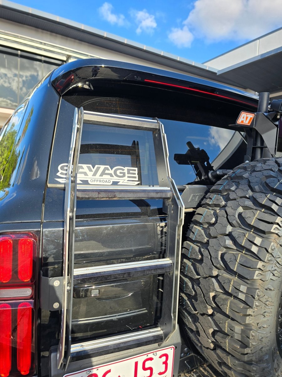 TANK 500 SPARE WHEEL CARRIER WITH LADDER-Let us help you explore your 4x4 with us Noxfun