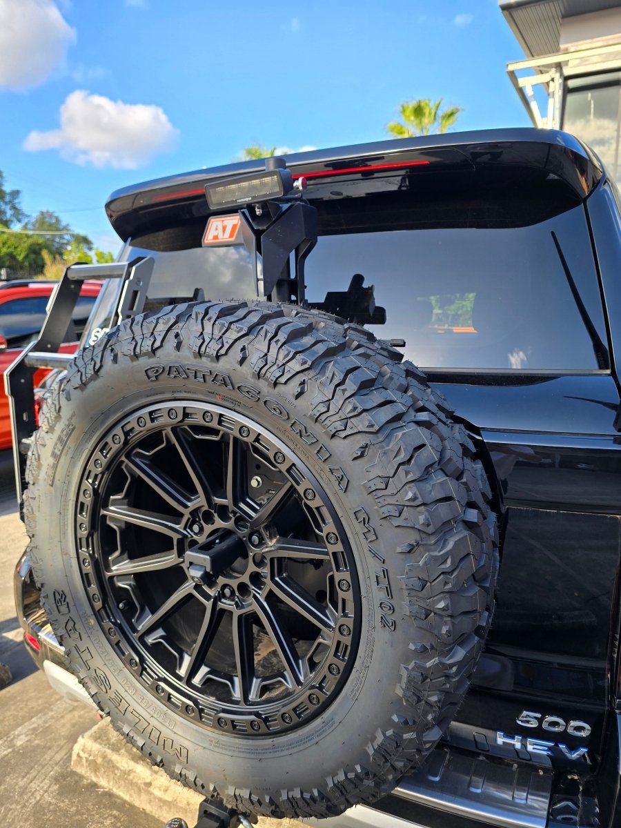 TANK 500 SPARE WHEEL CARRIER WITH LADDER-Let us help you explore your 4x4 with us Noxfun