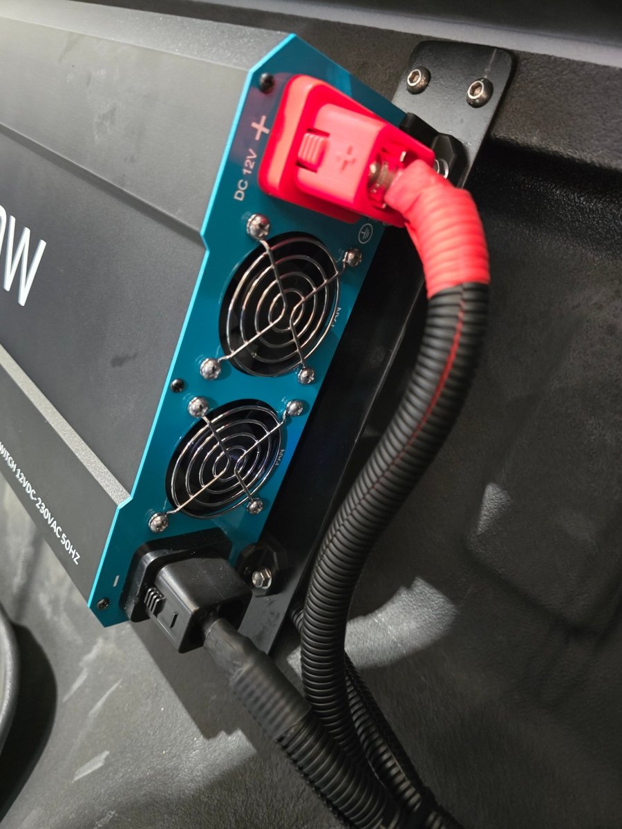2000W 12V to 230V/240V PURE SINE WAVE INVERTER (with UPS Function)-Let us help you explore your 4x4 with us Noxfun