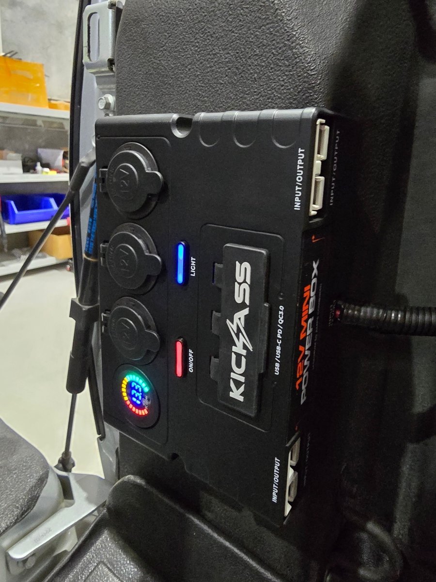 KICKASS MINI 12V CONTROL BOX - 2 x Anderson, 6 x USB & 3 x Cig Sockets-Let us help you explore your 4x4 with us Noxfun