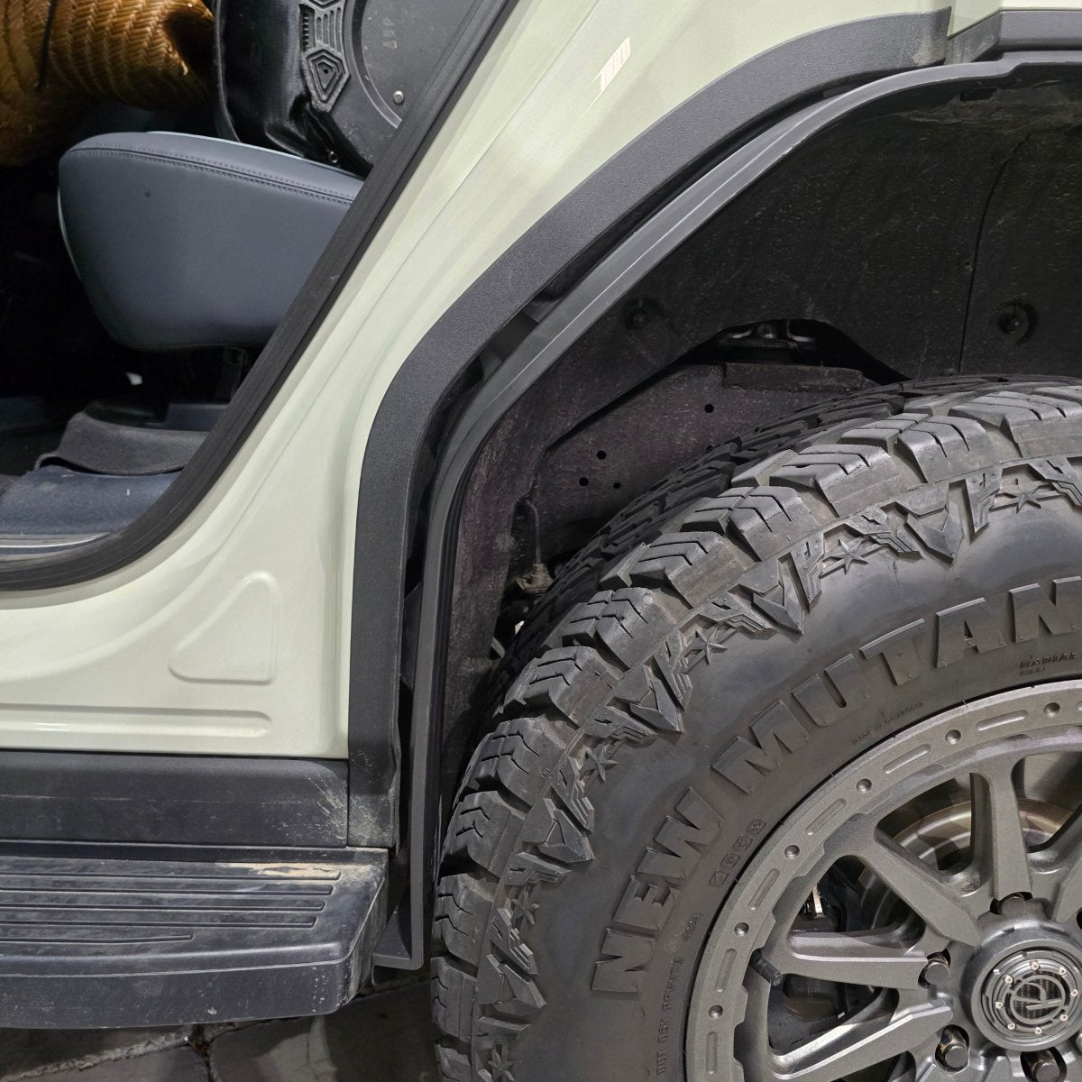 REAR DOOR MUD GUARDS DENZA B5 2026+-Let us help you explore your 4x4 with us Noxfun