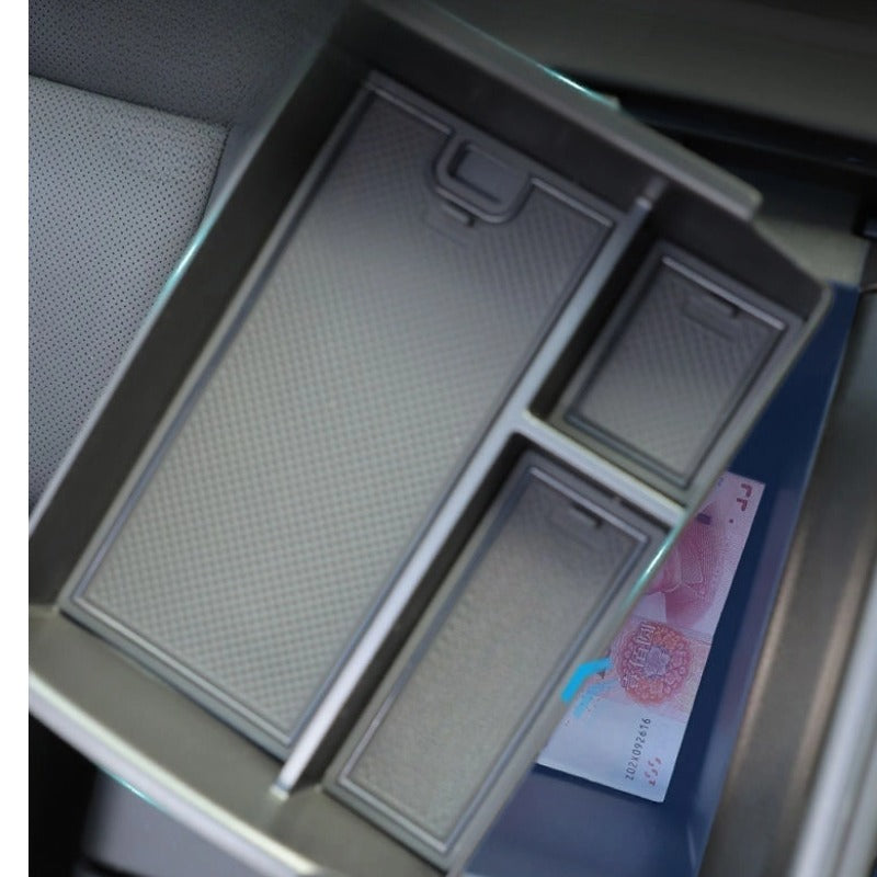 Chery Tiggo 7 Pro Armrest Storage Box-Let us help you explore your 4x4 with us Noxfun