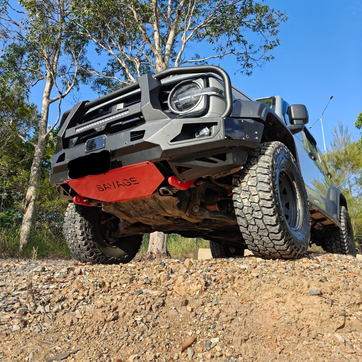 TANK 300 ARMOUR (HOOPED) BULL BAR ALL MODELS-Let us help you explore your 4x4 with us Noxfun