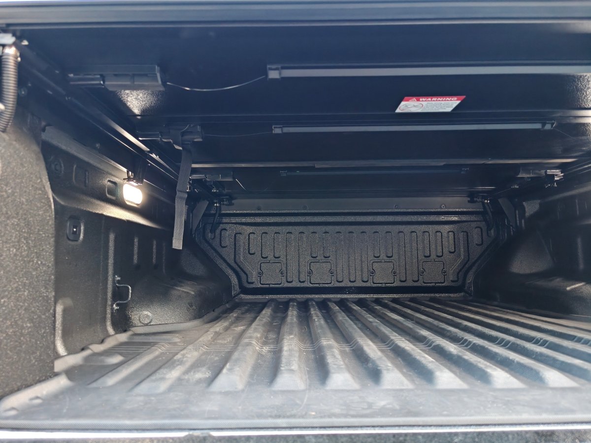 BYD SHARK 6 noxfun TRIFOLD STEALTH HARD LID COVER - TONNEAU-Let us help you explore your 4x4 with us Noxfun