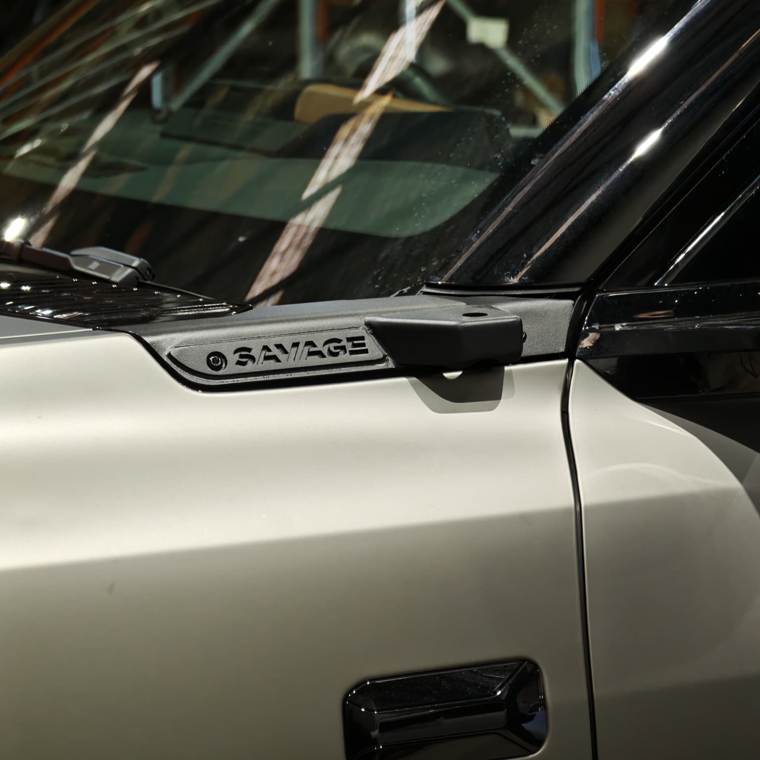 DENZA B8 UHF ANTENNA MOUNT STAINLESS STEEL POWDER COATED BLACK-Let us help you explore your 4x4 with us Noxfun