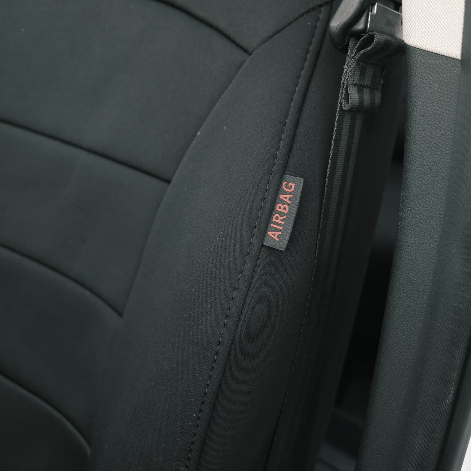 GWM TANK 500 HEV SEATCOVERS noxfun TRAIL GUARD NEOPRENE 7 SEATER NOT PHEV-Let us help you explore your 4x4 with us Noxfun