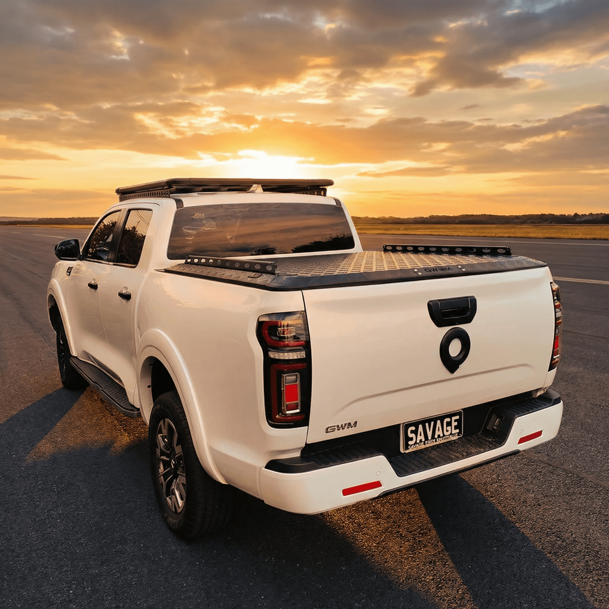 GWM CANNON CARRY LID COVER/HARD TONNEAU COVER-Let us help you explore your 4x4 with us Noxfun