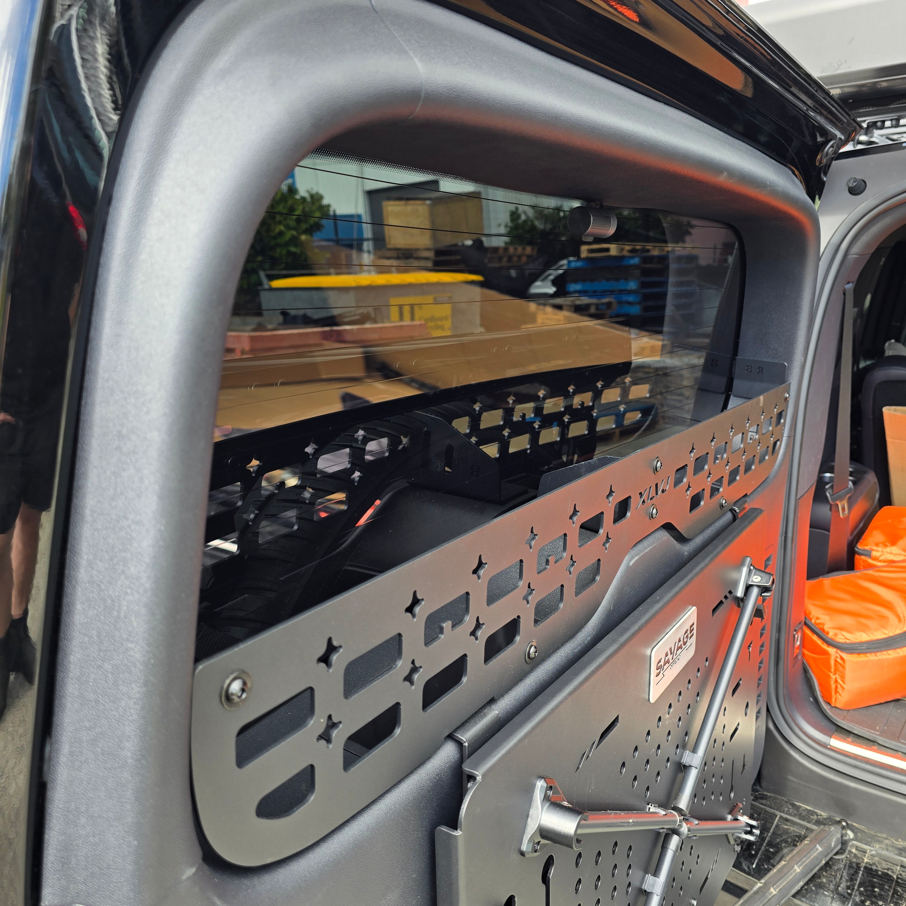 DENZA B8 Tailgate table with window Storage-Let us help you explore your 4x4 with us Noxfun