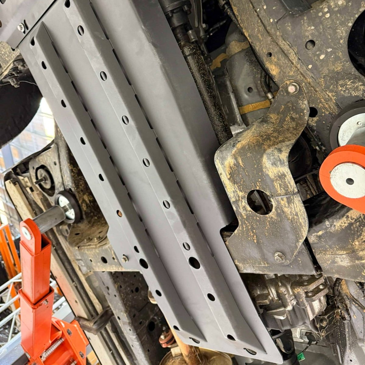 TANK 500 & GWM ALPHA STAINLESS STEEL BASH PLATES-Let us help you explore your 4x4 with us Noxfun