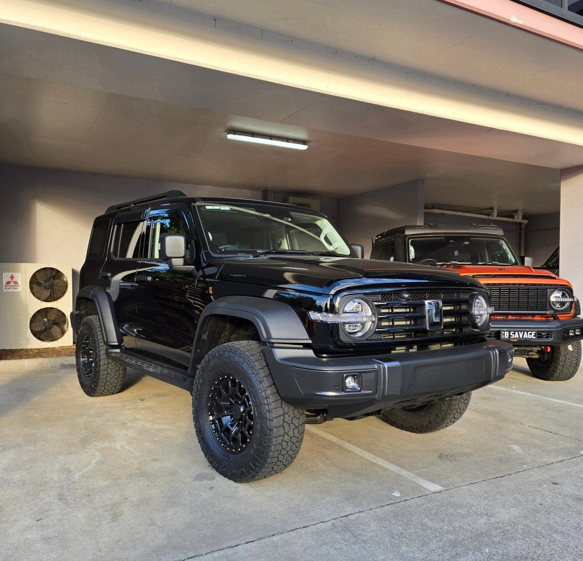 TANK 300 NITROGEN MONOTUBE SUSPENSION KIT-Let us help you explore your 4x4 with us Noxfun