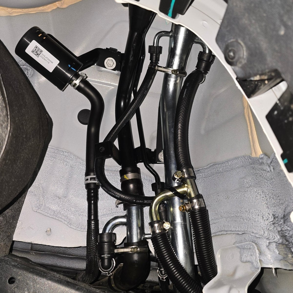 GWM TANK 300 PETROL 85L AUXILARY FUEL TANK-Let us help you explore your 4x4 with us Noxfun