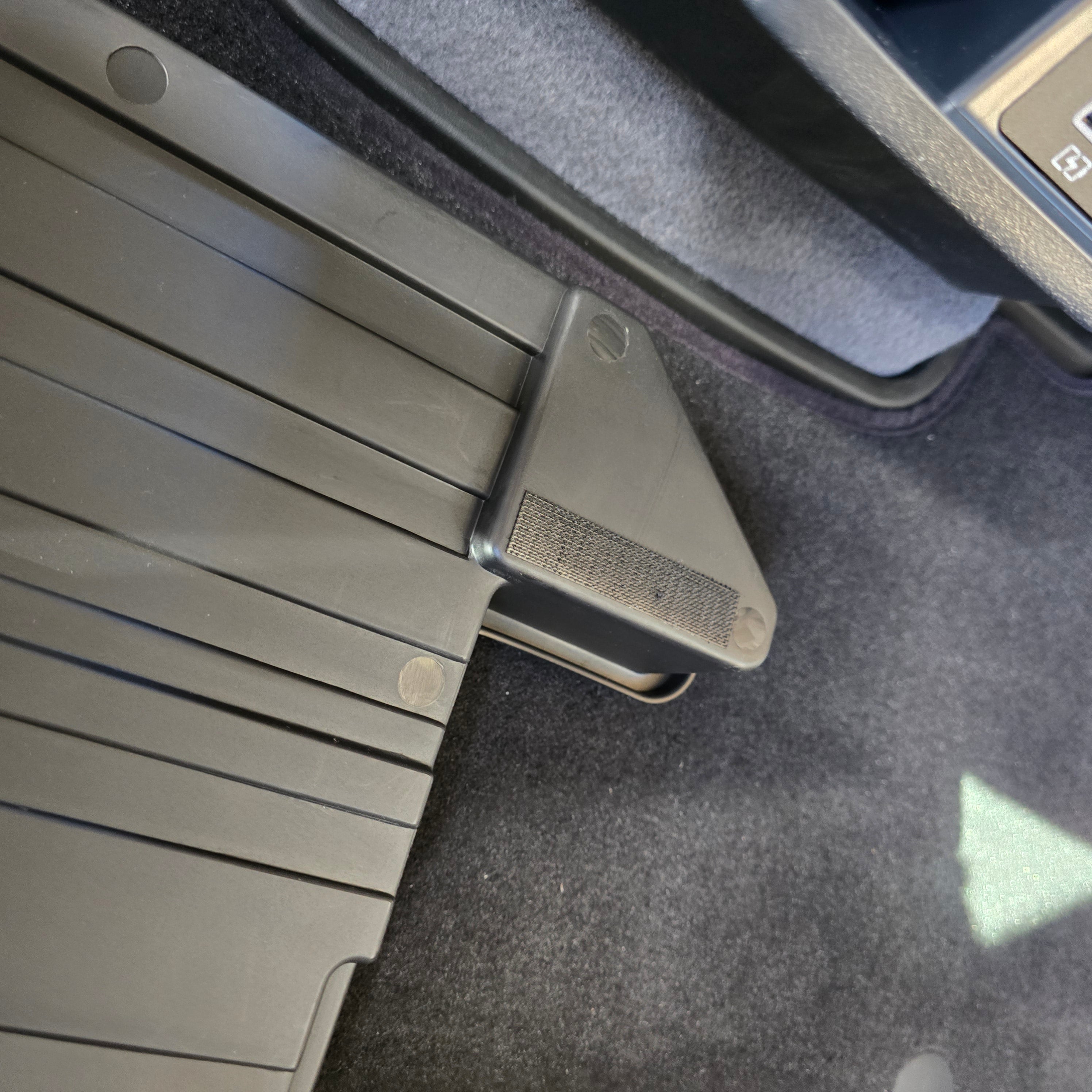 DENZA B5 2026+ UNDERSEAT STORAGE TRAYS-Let us help you explore your 4x4 with us Noxfun
