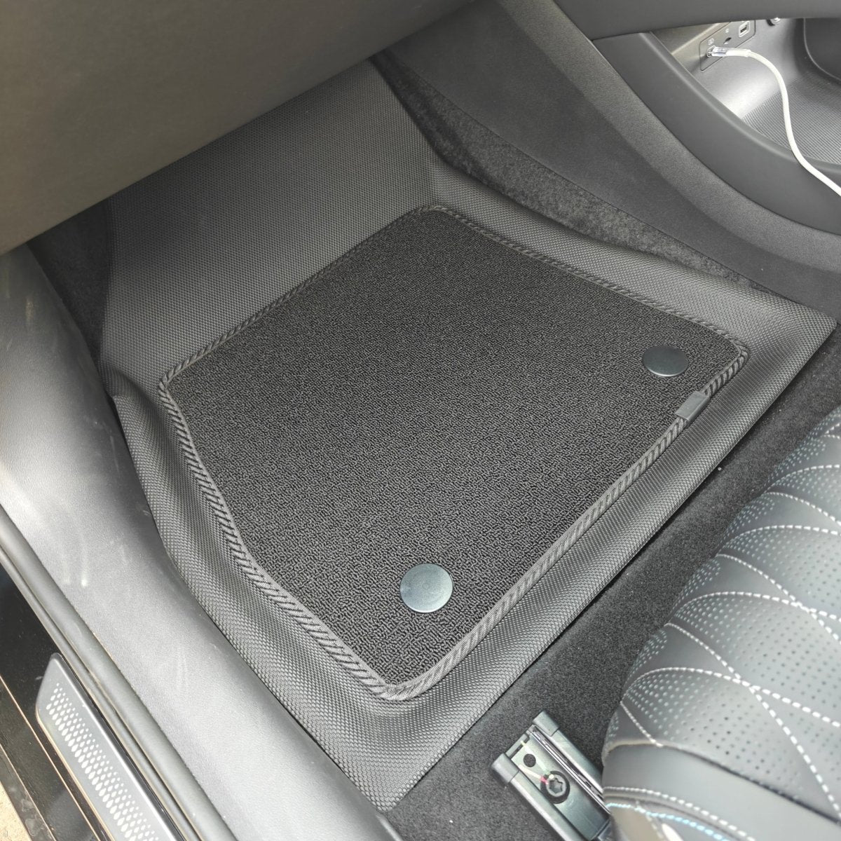 BYD SEAL 2024 11-PIECE FLOOR MAT KIT – PREMIUM PROTECTION WITH CARPET INSERT-Let us help you explore your 4x4 with us Noxfun