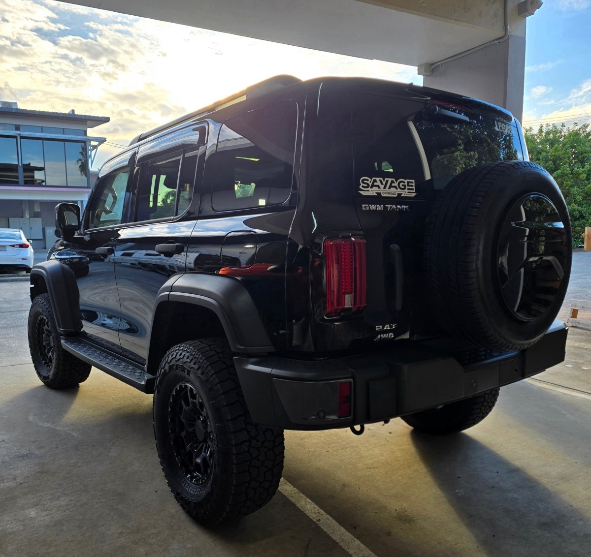 TANK 300 NITROGEN MONOTUBE SUSPENSION KIT-Let us help you explore your 4x4 with us Noxfun
