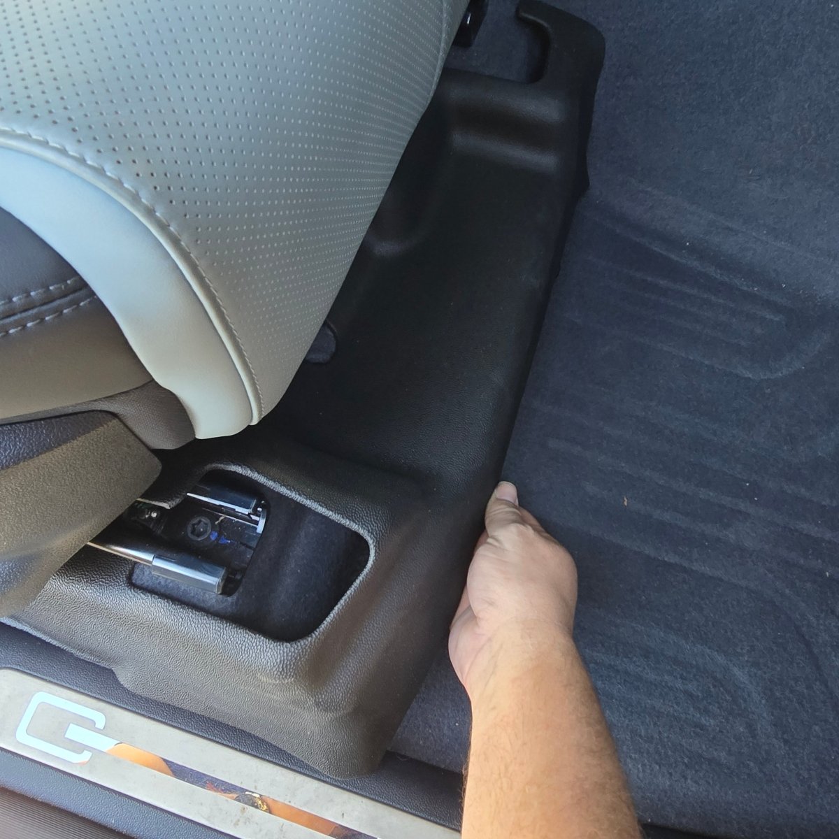 UNDER SEAT PROTECTION COVERS DENZA B5 2026+-Let us help you explore your 4x4 with us Noxfun