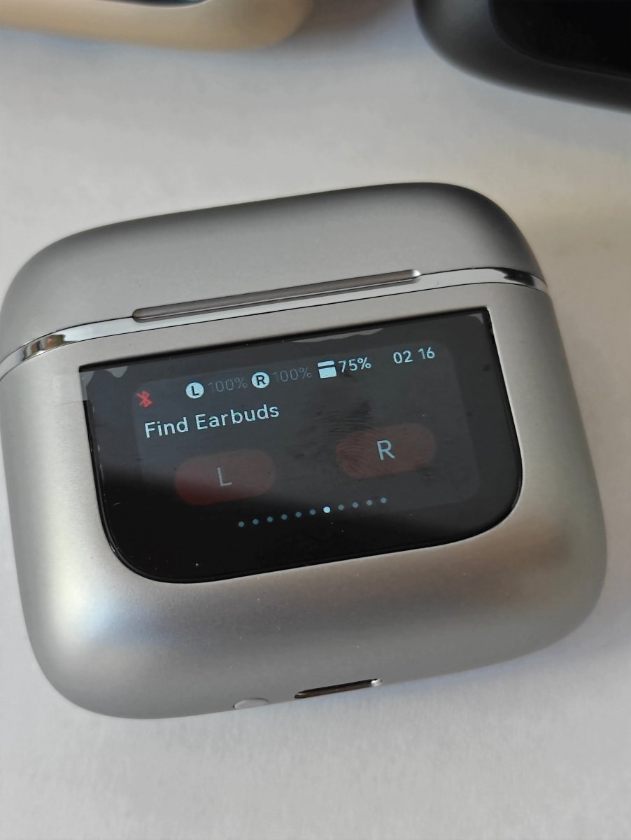 WIRELESS BLUETOOTH HEADPHONES WITH ANC AND LCD CASE-Let us help you explore your 4x4 with us Noxfun