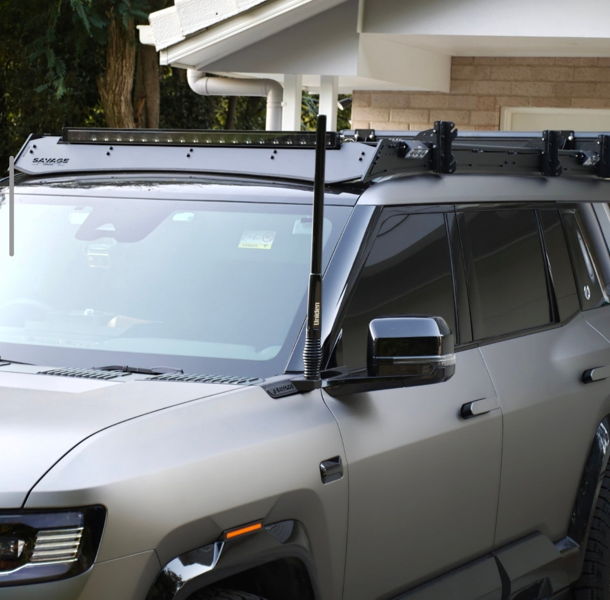 DENZA B8 UHF ANTENNA MOUNT STAINLESS STEEL POWDER COATED BLACK-Let us help you explore your 4x4 with us Noxfun