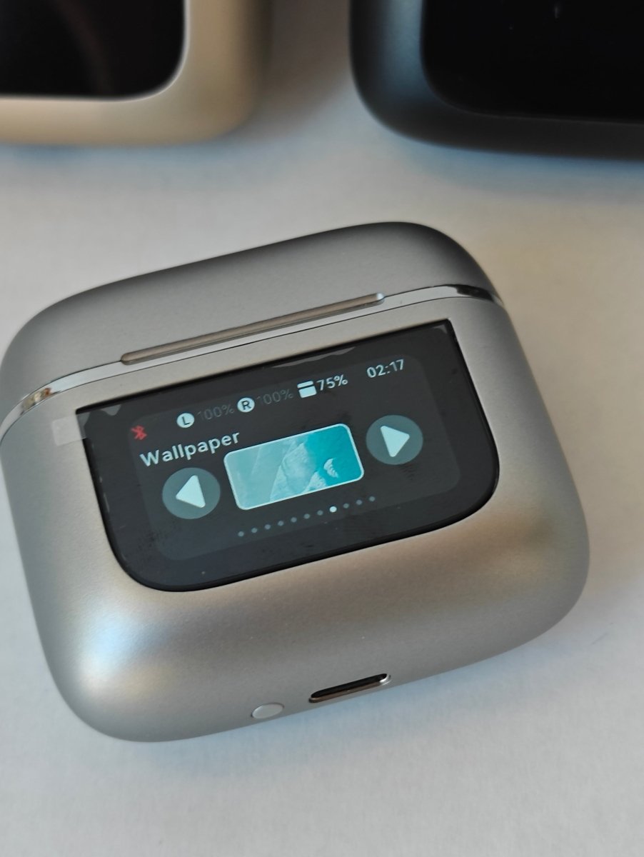 WIRELESS BLUETOOTH HEADPHONES WITH ANC AND LCD CASE-Let us help you explore your 4x4 with us Noxfun