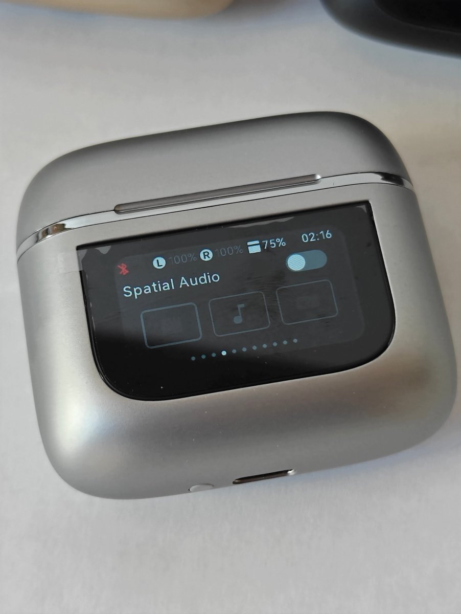 WIRELESS BLUETOOTH HEADPHONES WITH ANC AND LCD CASE-Let us help you explore your 4x4 with us Noxfun