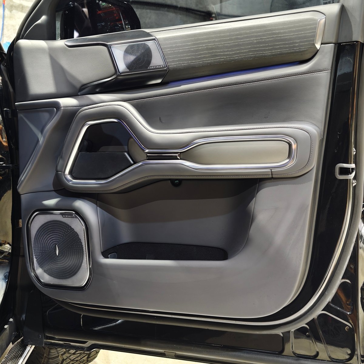 CARBON SERIES DOOR CARD SCUFF PROTECTORS  DENZA B8 2026+-Let us help you explore your 4x4 with us Noxfun