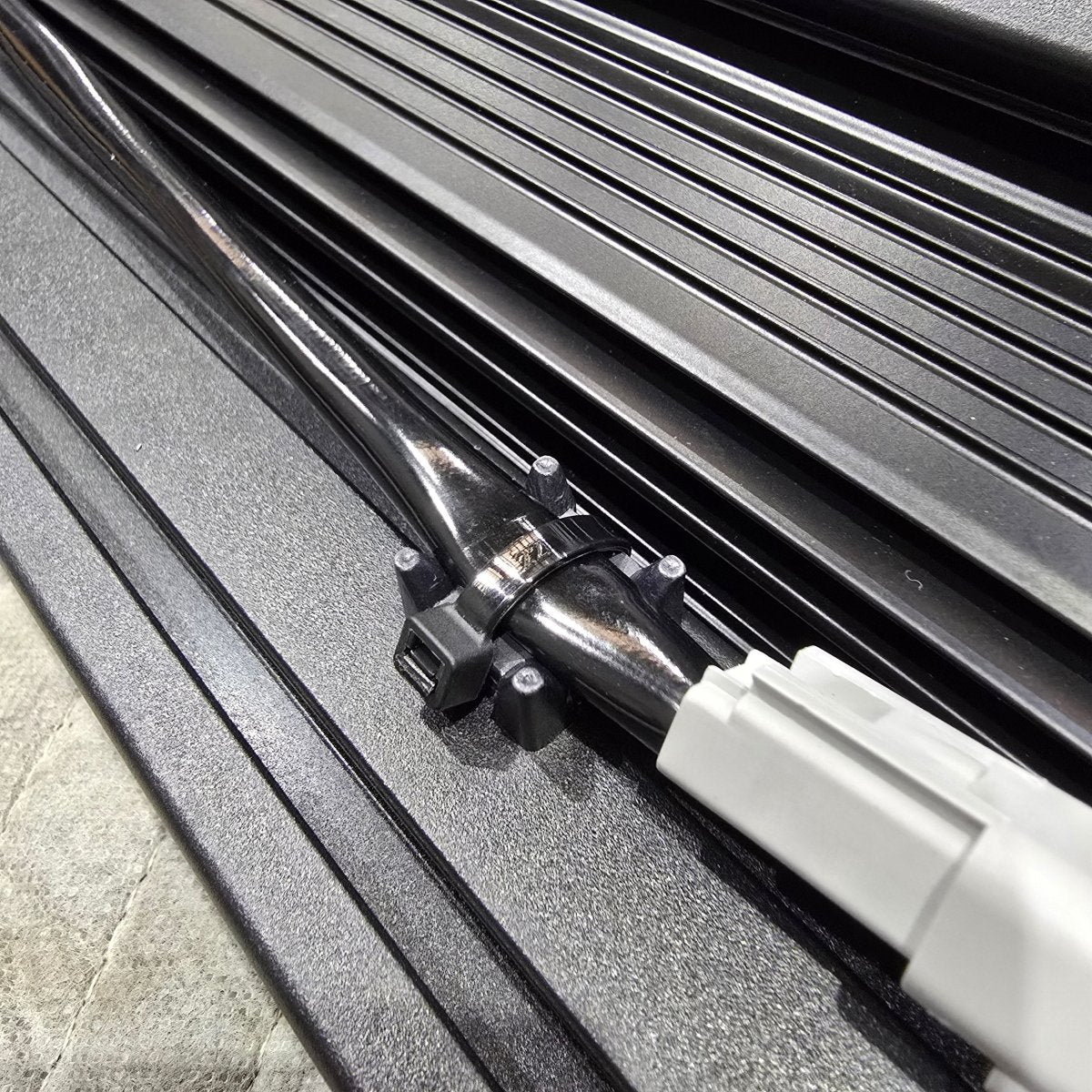 HIDDEN CABLE MANAGEMENT KIT – SUITS ALL PHANTOM SERIES PLATFORMS-Let us help you explore your 4x4 with us Noxfun