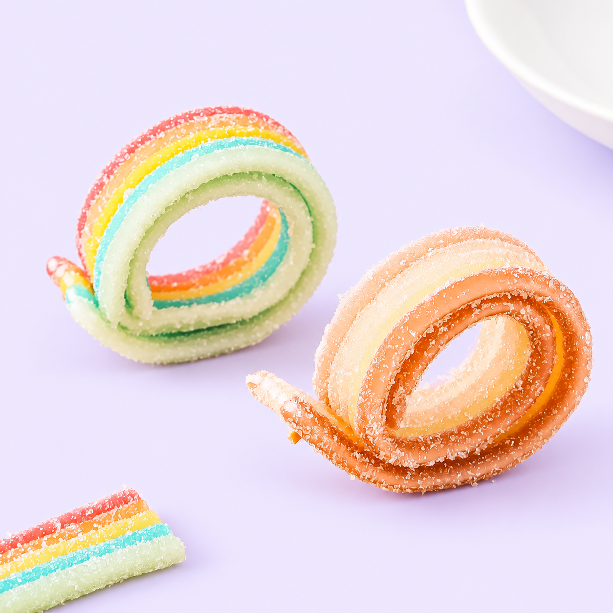 Wholesale Soft-Filled Colorful Sour Belts 