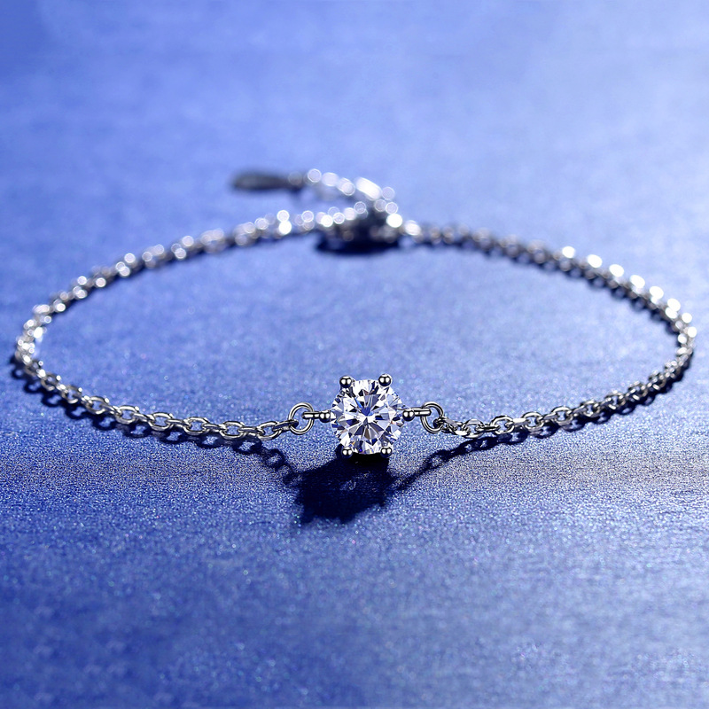 Luna Moissanite 1.0 Ct Round Cut 6-Prong Bracelet In Sterling Silver