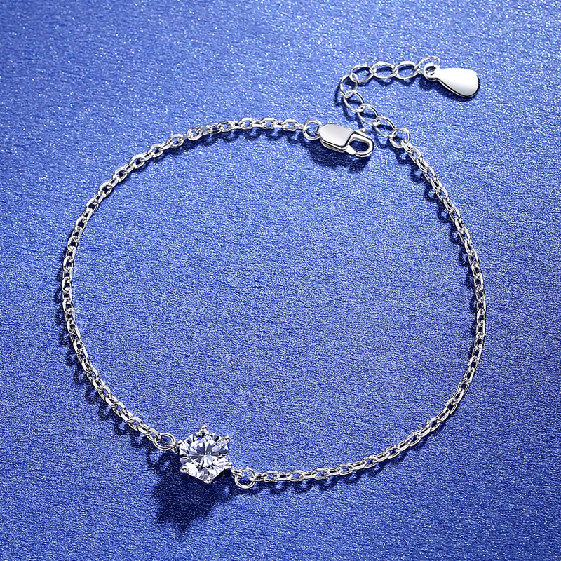 Luna Moissanite 1.0 Ct Round Cut 6-Prong Bracelet In Sterling Silver
