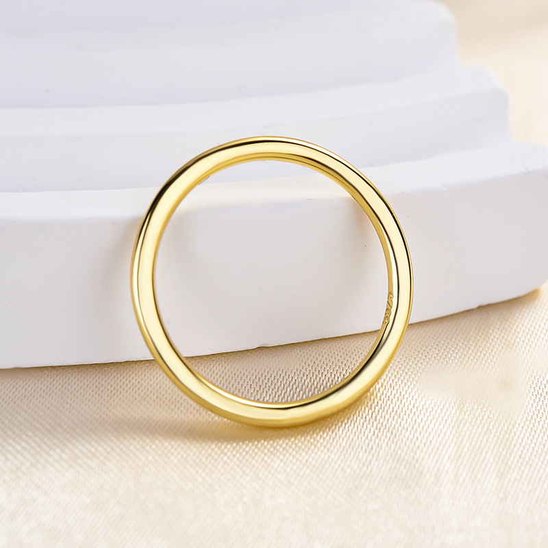 Simple Wedding Band For Women In Sterling Silver-Sterling Silver-lornajewelry