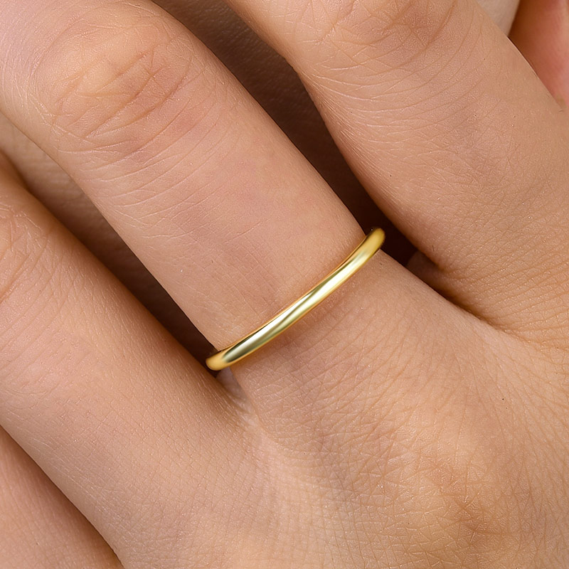 Simple Wedding Band For Women In Sterling Silver-Sterling Silver-lornajewelry