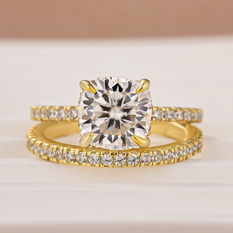 Luna Moissanite 3.5 Ct  Cushion Cut Classic 2-Pc Wedding Ring Set In Sterling Silver