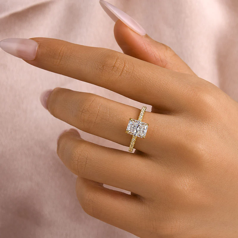Luna Moissanite 2.0 ～ 4.0 Ct Radiant Cut Classic Engagement Ring In Sterling Silver