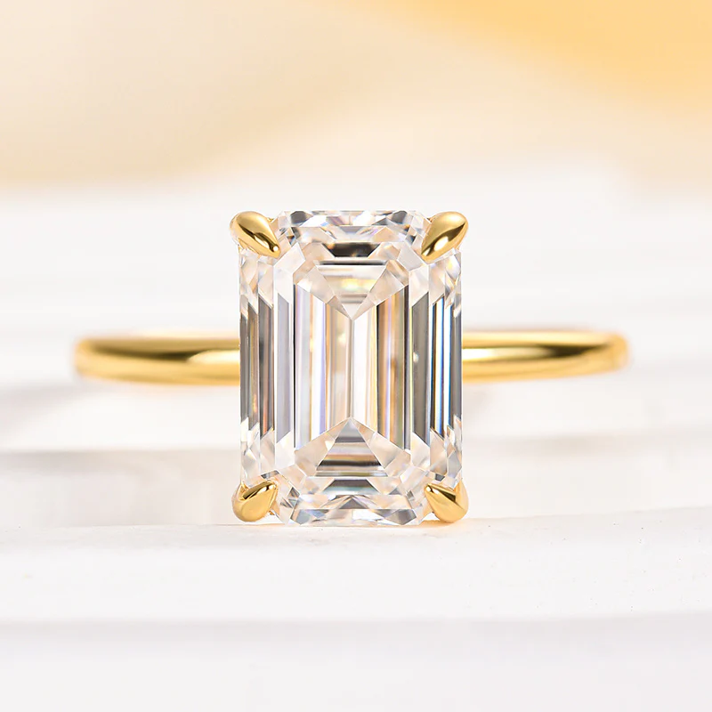 Luna Moissanite 1.0 Ct ～ 4.0 Ct Emerald Cut Solitaire Classic Engagement Ring In Sterling Silver
