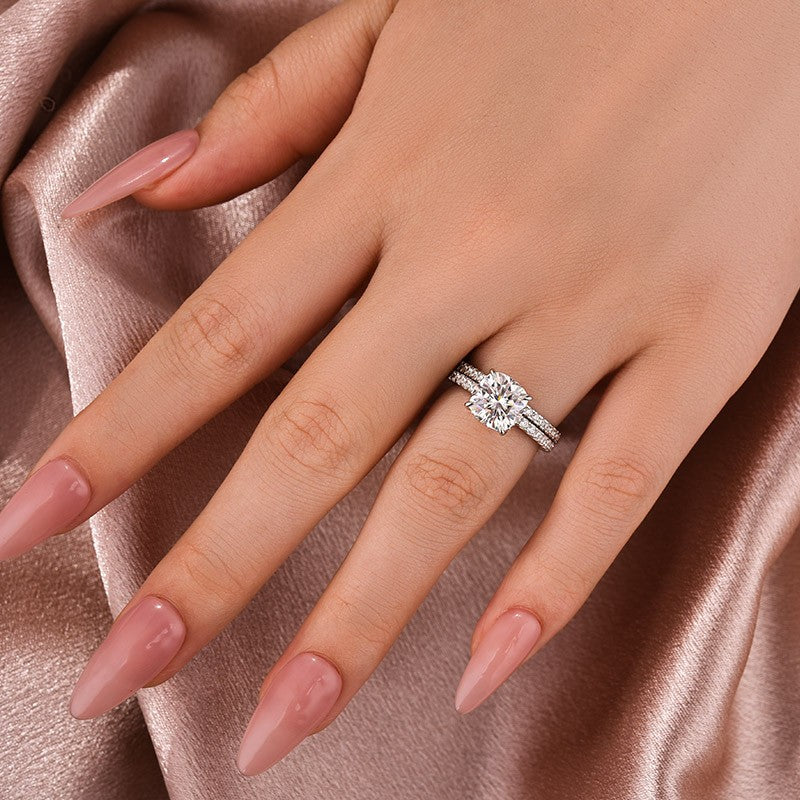 Luna Moissanite 3.5 Ct  Cushion Cut Classic 2-Pc Wedding Ring Set In Sterling Silver