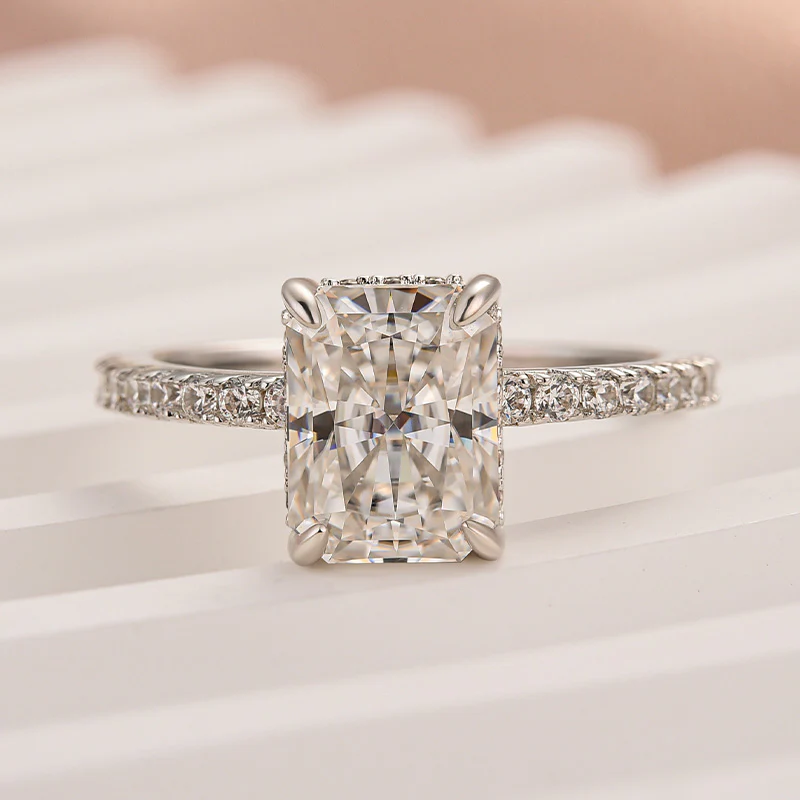 Luna Moissanite 2.0 ～ 4.0 Ct Radiant Cut Classic Engagement Ring In Sterling Silver