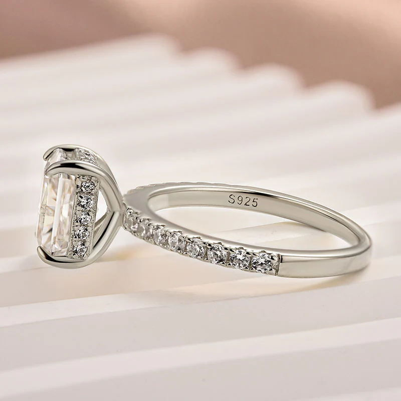 Luna Moissanite 2.0 ～ 4.0 Ct Radiant Cut Classic Engagement Ring In Sterling Silver