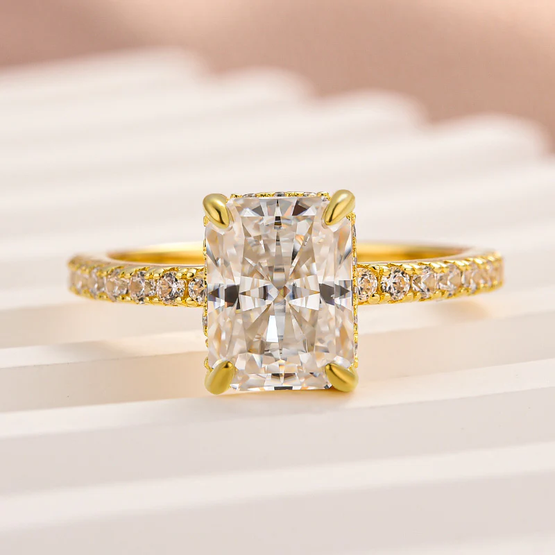 Luna Moissanite 2.0 ～ 4.0 Ct Radiant Cut Classic Engagement Ring In Sterling Silver