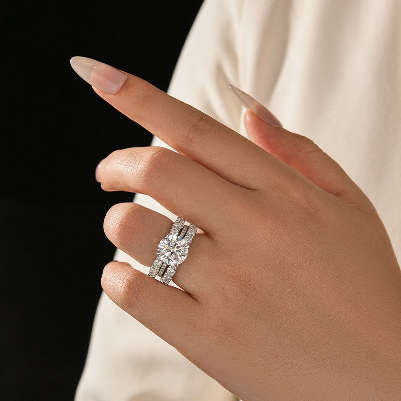 Luna Moissanite 4.0 Ct Round Cut 3-Pc Wedding Ring Set In Sterling Silver